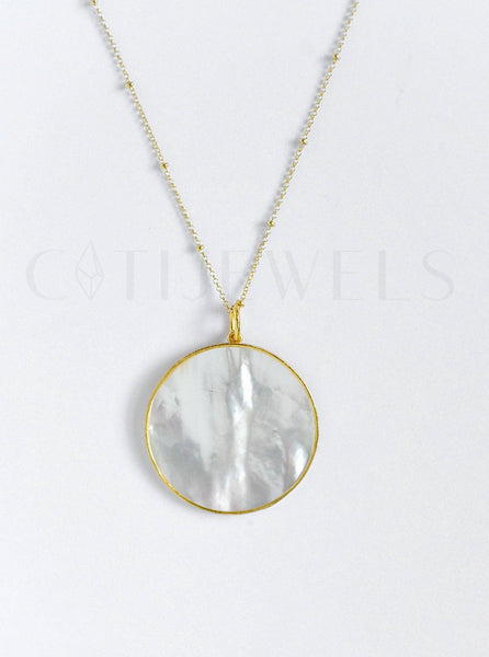 Mother of pearl Gold pendant