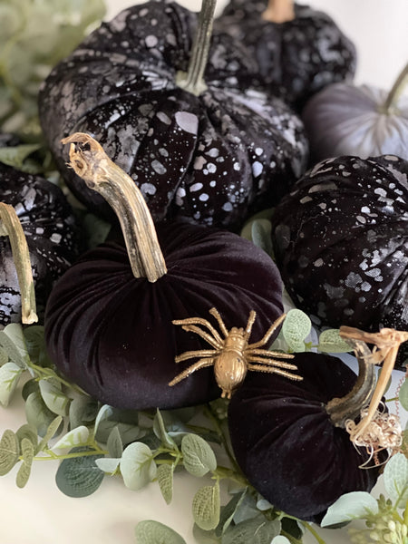 Set of 3 black Pumpkins w/real stems
