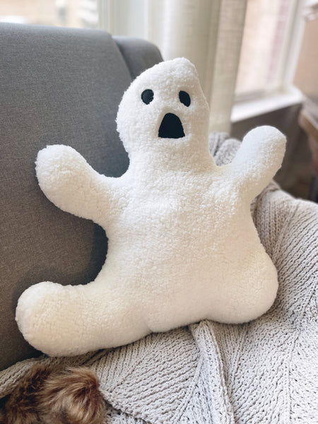 Sherpa Squish Ghost Pillow