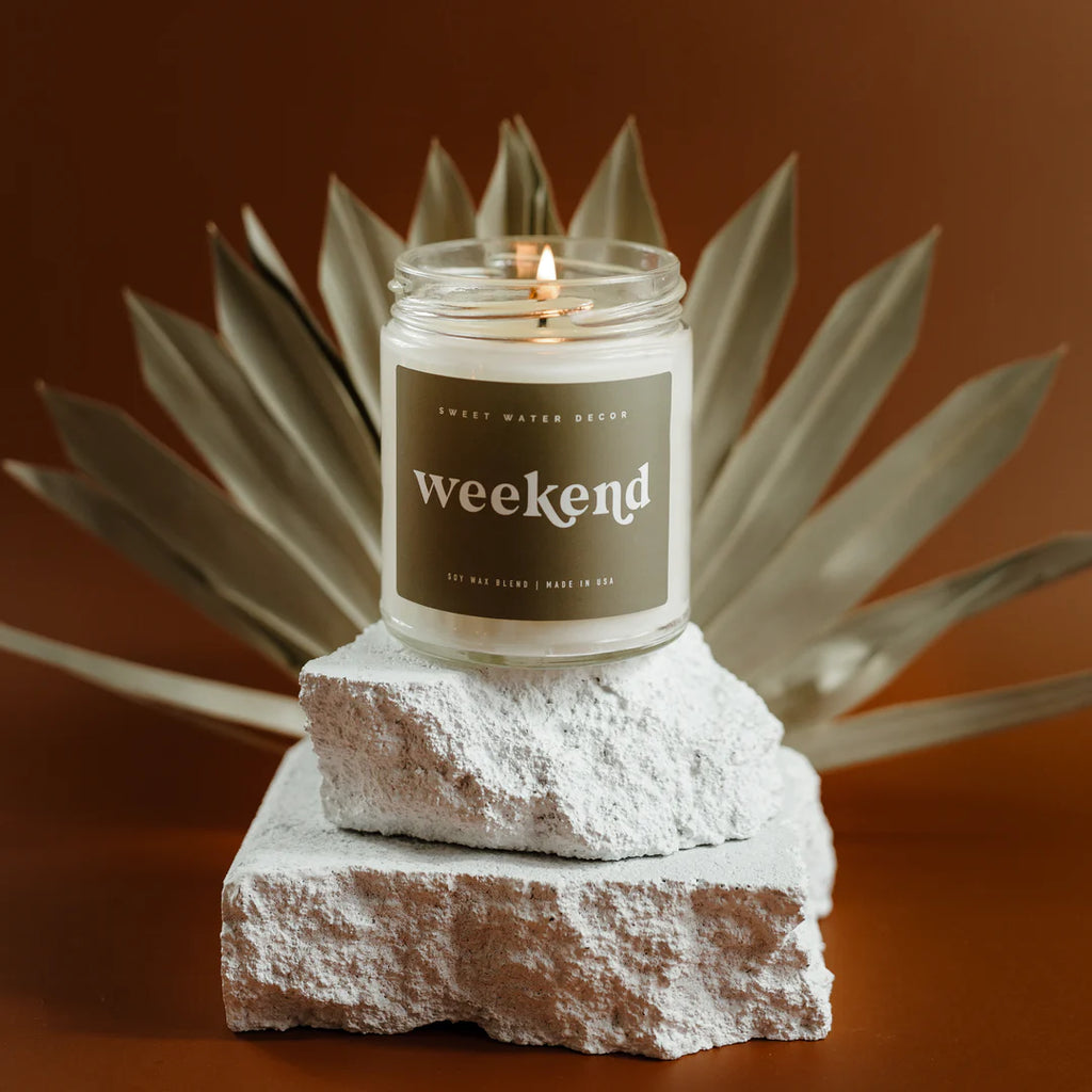 Weekend Soy Candle - Clear Jar - Olive Green - 9 oz